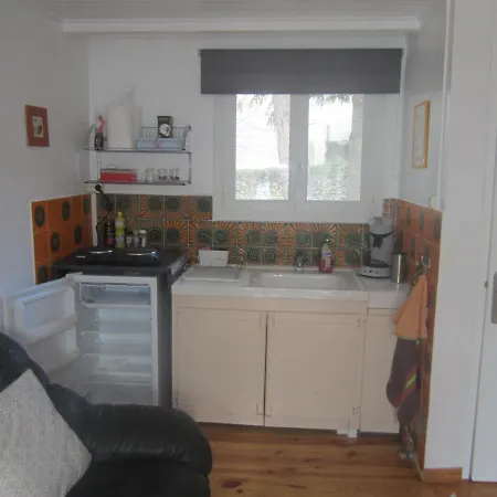 Appartement Studio Avec Piscine Sur 3000 Metres De Terrain *