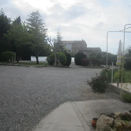 Studio Avec Piscine Sur 3000 Metres De Terrain Marcorignan