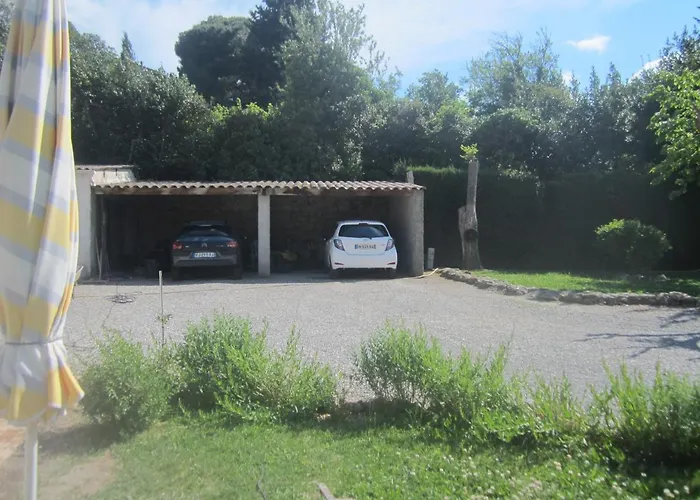 Studio Avec Piscine Sur 3000 Metres De Terrain